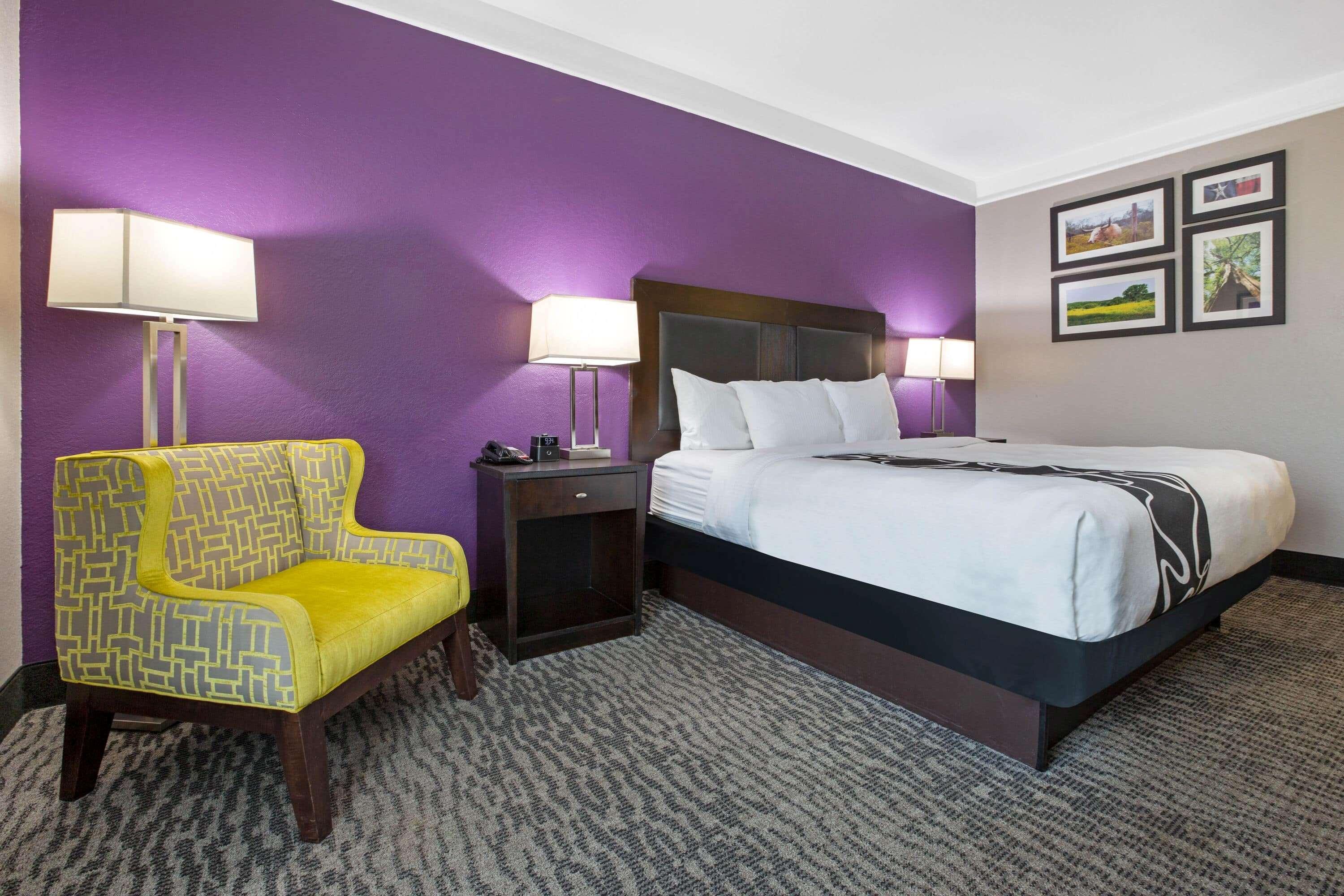La Quinta By Wyndham Pearland Hotel Exterior photo